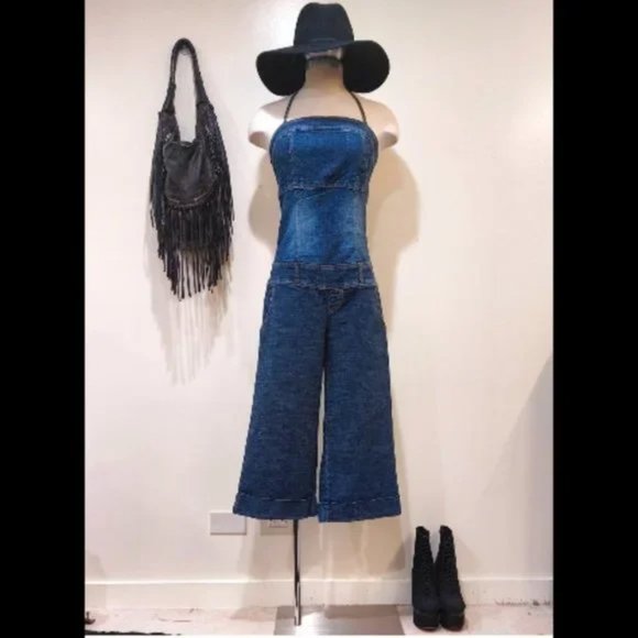 💋1970's BOHO CHIC💋 Capri Sanded Capri Denim Jumpsuit in Blue - Picture 4 of 12